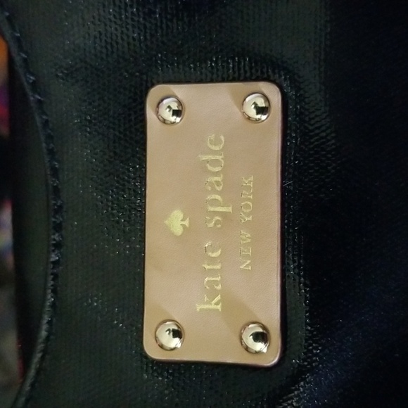 kate spade Black Tote with Cream Handles and Logo Plaque! NEW!! - Picture 2 of 9